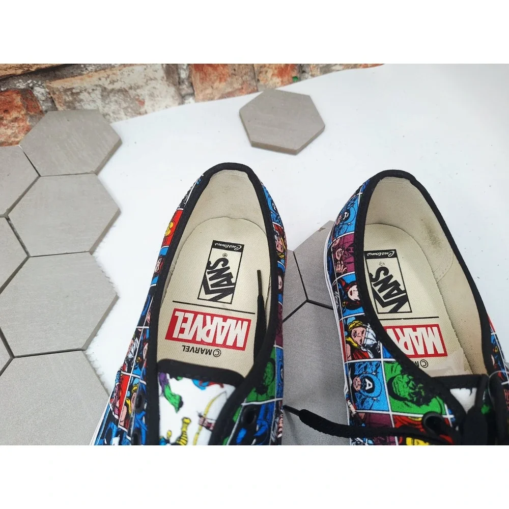 Vans Authentic Marvel Avengers Heads Comic Print Mens 11 Rare 2018 Spiderman LX - Picture 5 of 16